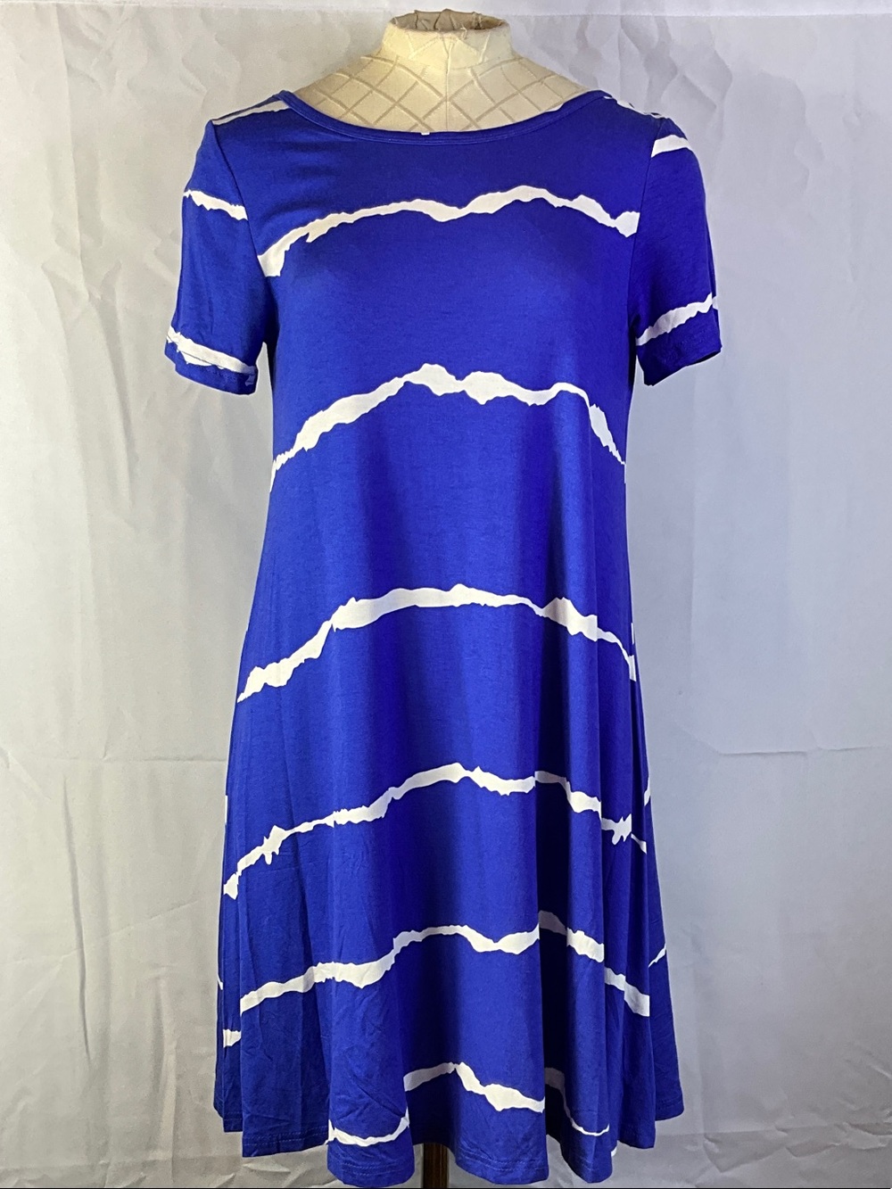 Popyoung Short Sleeve Blue and White Stripe Midi Dress Size Medium
